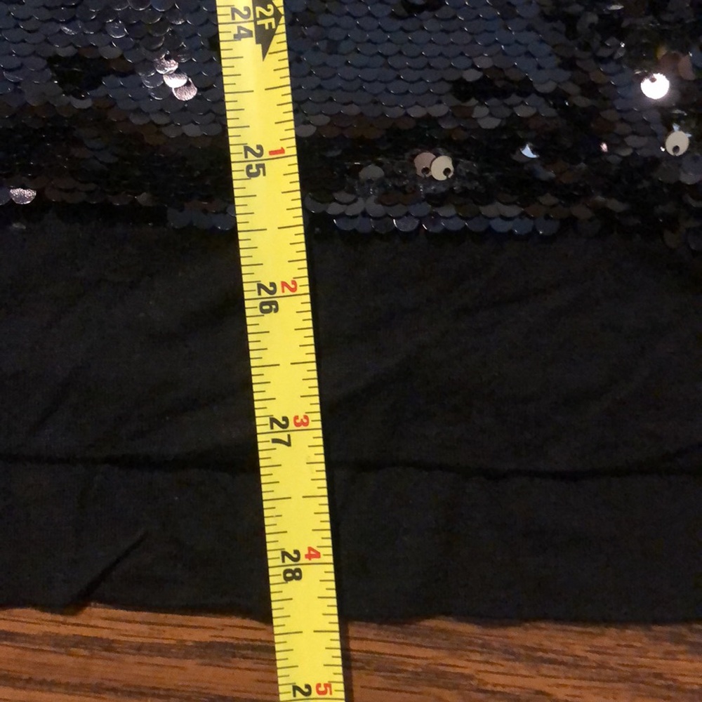 Cool sequins top - Picture 8 of 8